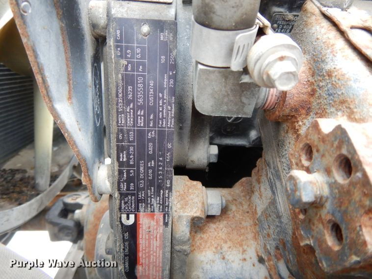 image for item DL2513 1997 Ford F800  oil distributor truck