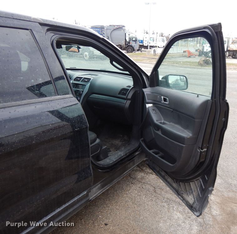 image for item DL2515 2015 Ford Explorer Police Interceptor  SUV