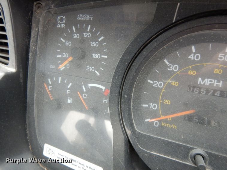 image for item DL2517 2010 Nissan UD3300  street sweeper truck