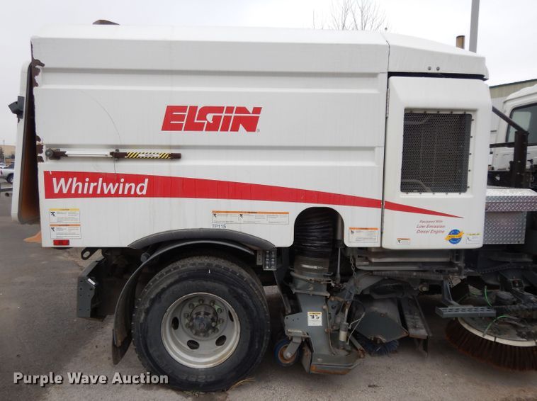 image for item DL2517 2010 Nissan UD3300  street sweeper truck