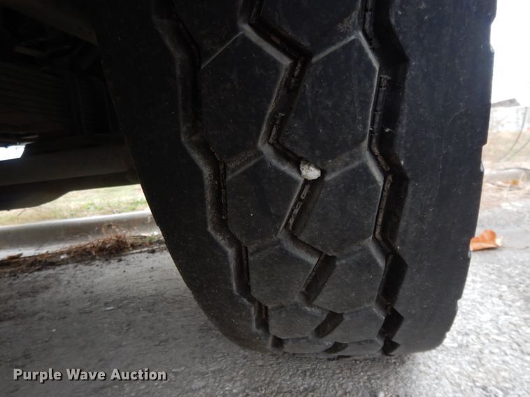 image for item DL2517 2010 Nissan UD3300  street sweeper truck