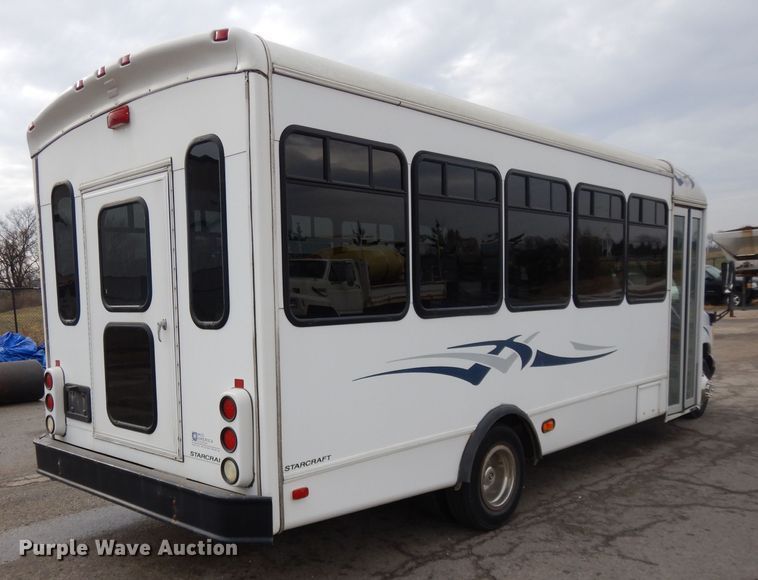image for item DL2518 2007 Ford E450  shuttle bus