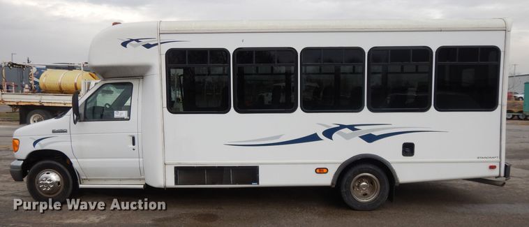 image for item DL2518 2007 Ford E450  shuttle bus