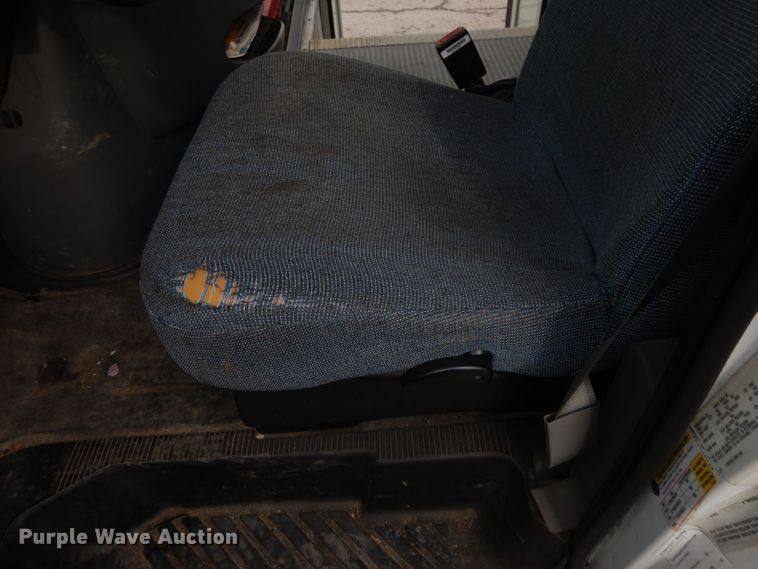 image for item DL2518 2007 Ford E450  shuttle bus