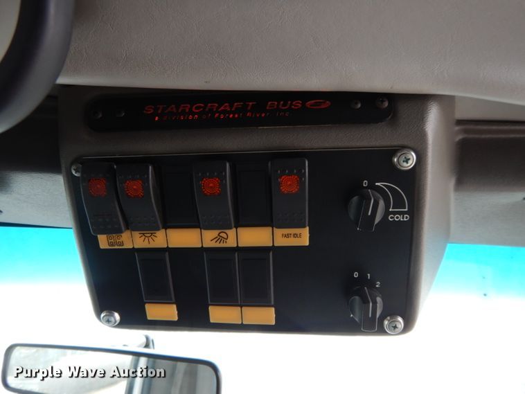 image for item DL2518 2007 Ford E450  shuttle bus