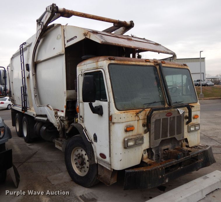 image for item DL2519 2012 Peterbilt PB320  refuse truck