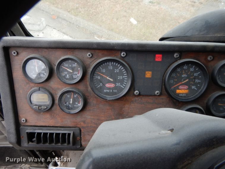 image for item DL2519 2012 Peterbilt PB320  refuse truck