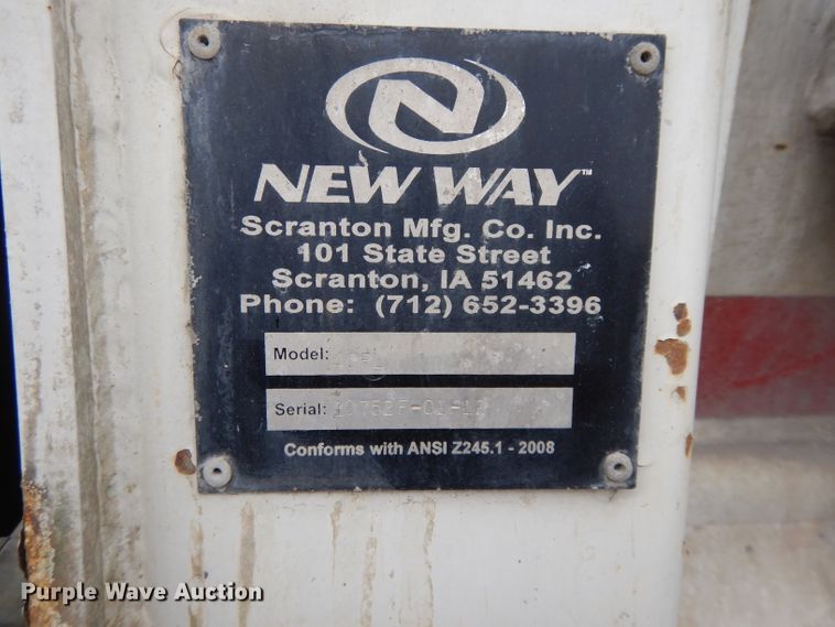 image for item DL2519 2012 Peterbilt PB320  refuse truck