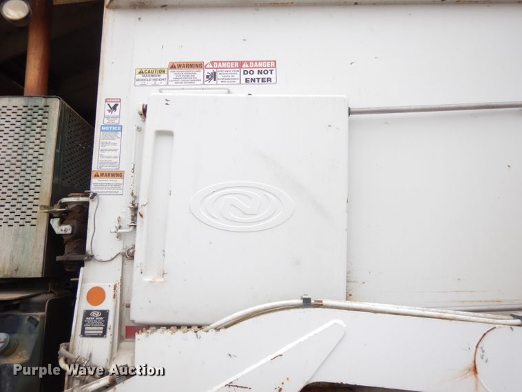 image for item DL2519 2012 Peterbilt PB320  refuse truck