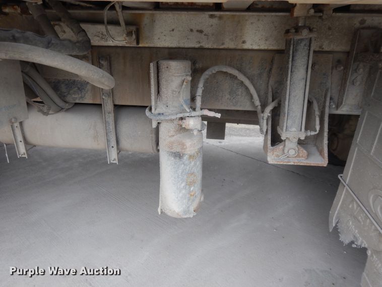 image for item DL2519 2012 Peterbilt PB320  refuse truck