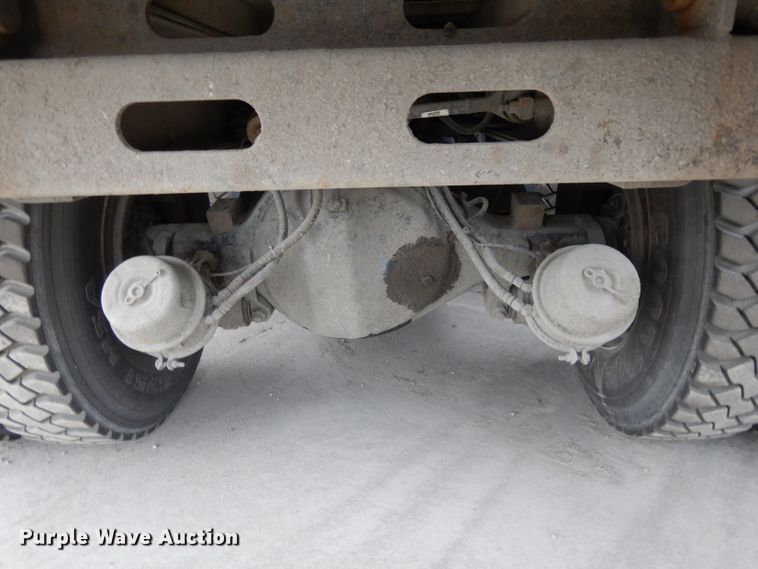 image for item DL2519 2012 Peterbilt PB320  refuse truck