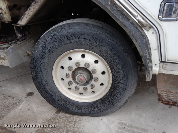 image for item DL2519 2012 Peterbilt PB320  refuse truck