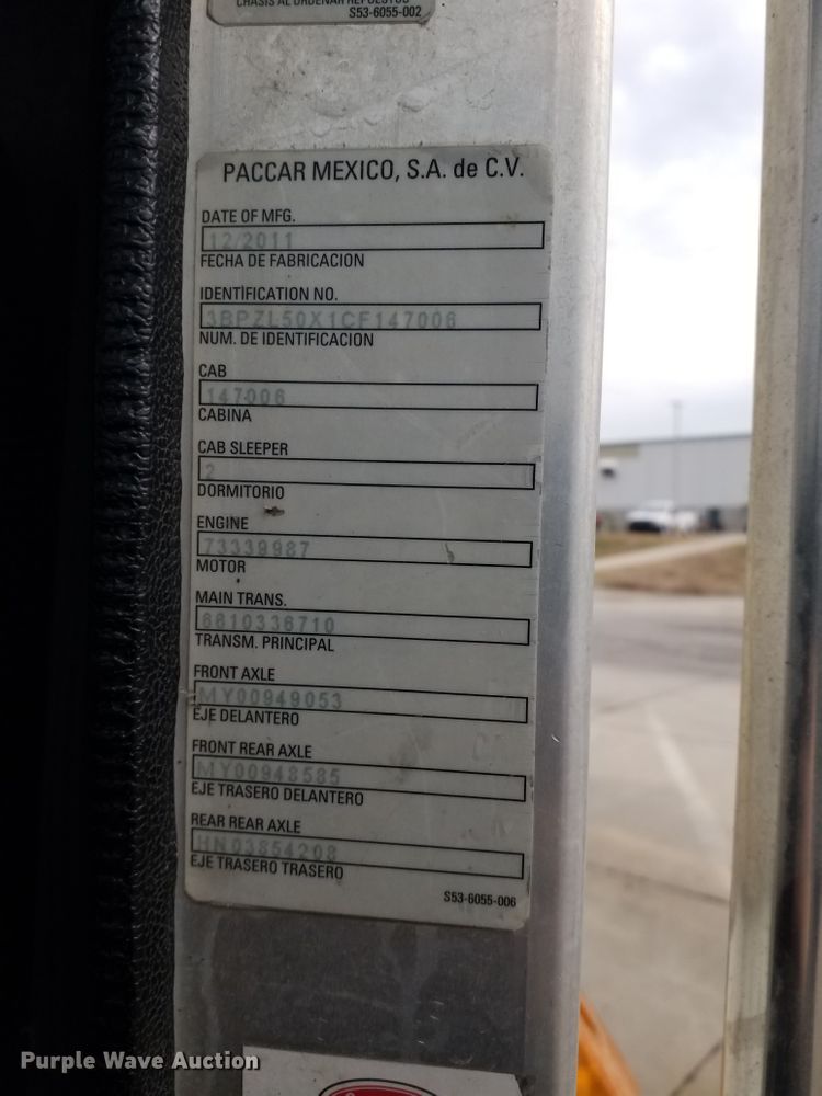 image for item DL2519 2012 Peterbilt PB320  refuse truck