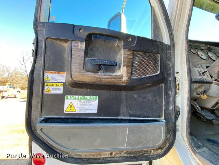 image for item EL9628 2012 Freightliner Coronado  dump truck