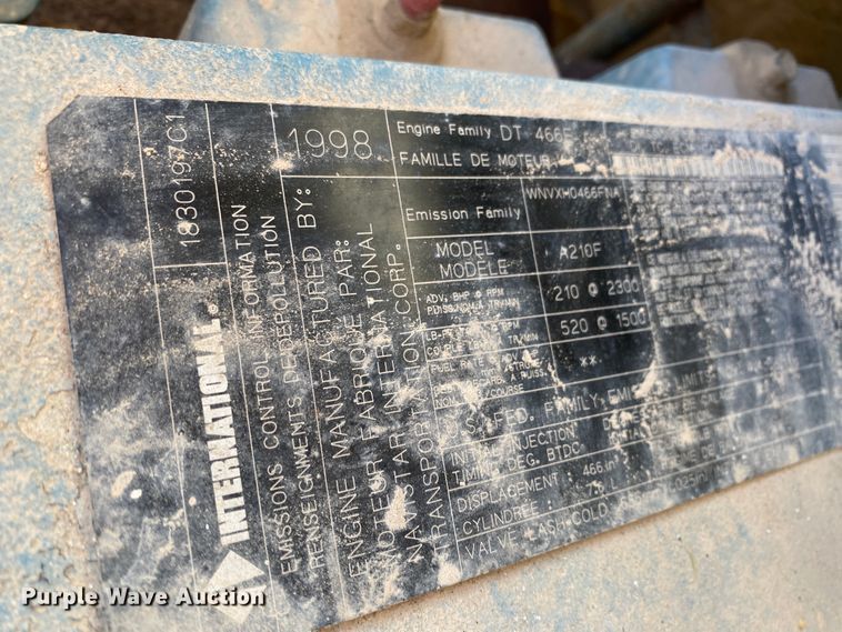 image for item EL9629 1999 International 4700  bucket truck