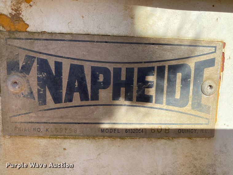 image for item EL9629 1999 International 4700  bucket truck