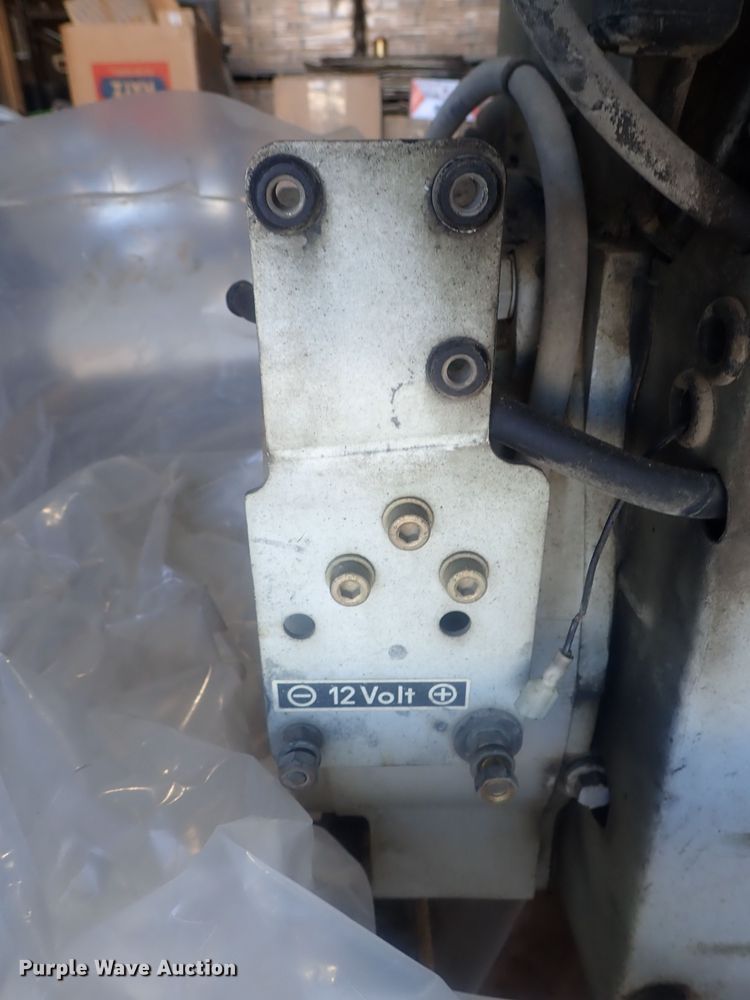 image for item EV9789 Hatz two cylinder diesel engine