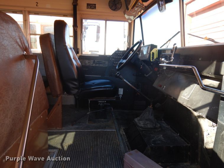 image for item EY9179 1996 Chevrolet  school bus