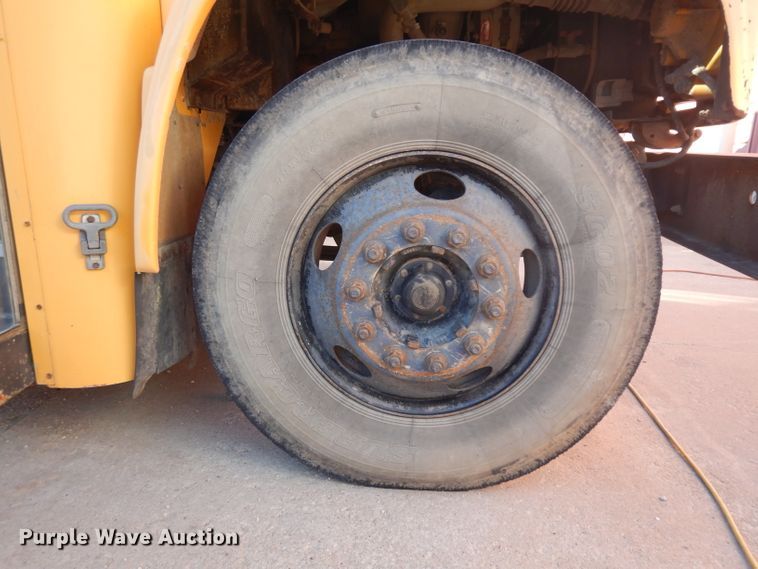 image for item EY9179 1996 Chevrolet  school bus