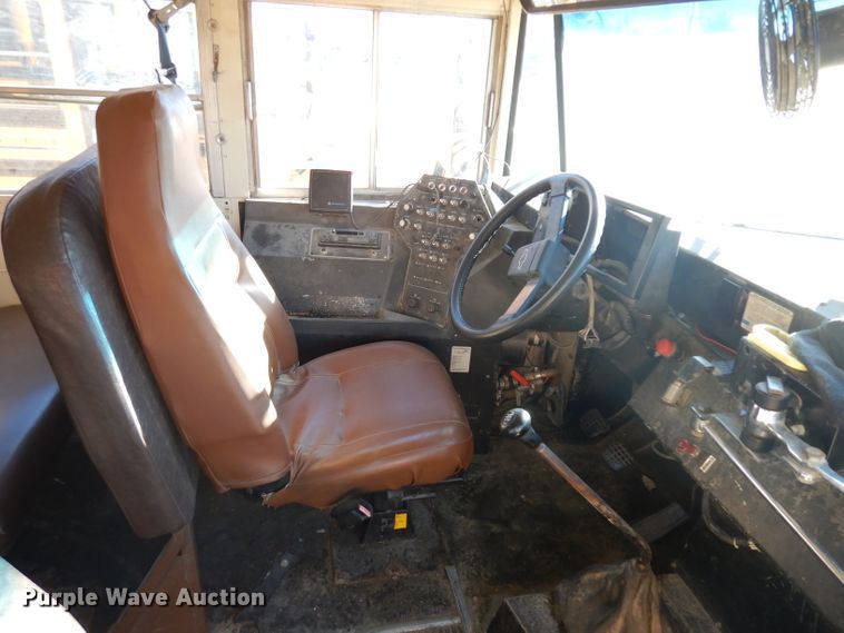 image for item EY9180 1995 Chevrolet  school bus