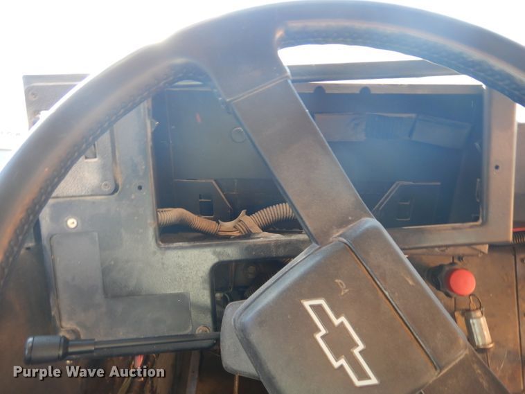 image for item EY9180 1995 Chevrolet  school bus