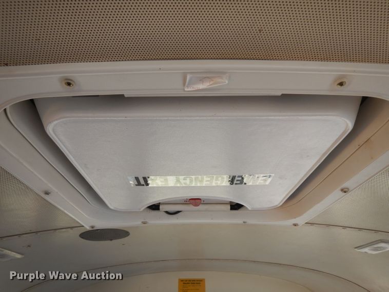 image for item EY9180 1995 Chevrolet  school bus