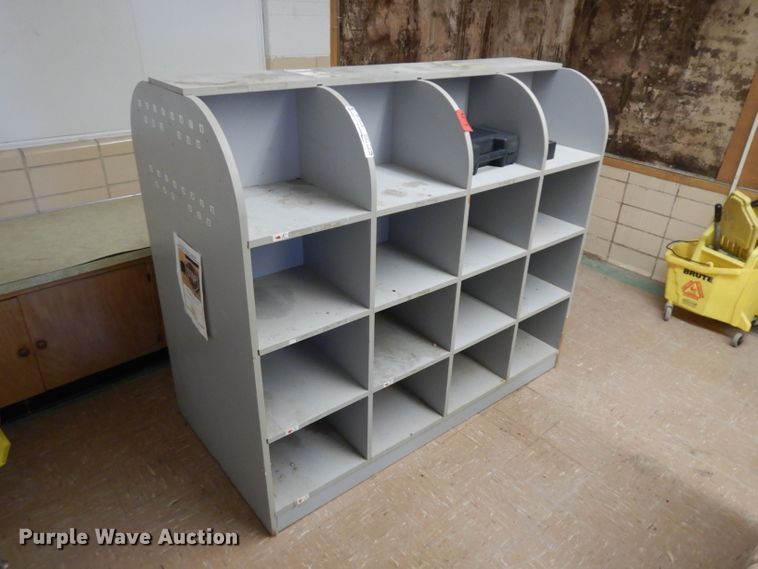 image for item EY9199 Shelves