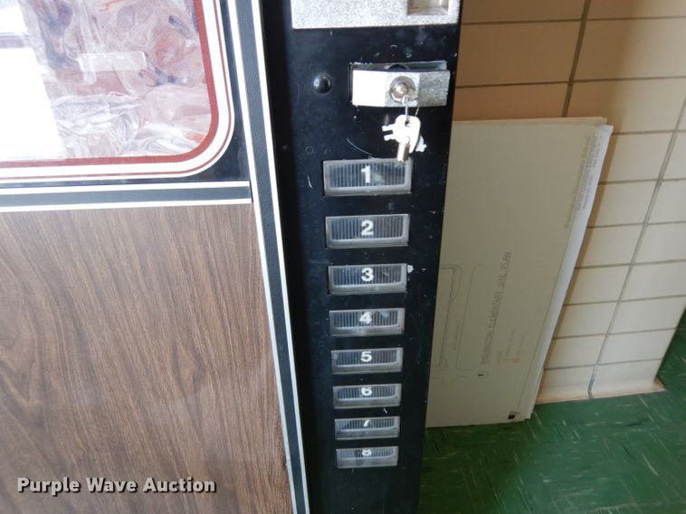 image for item EY9209 Vending machine