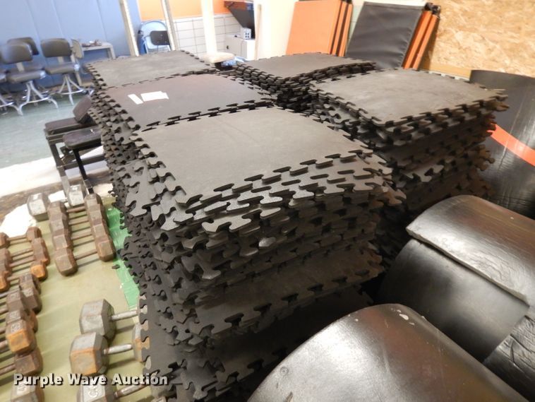 image for item EY9219 Rubber snap lock flooring