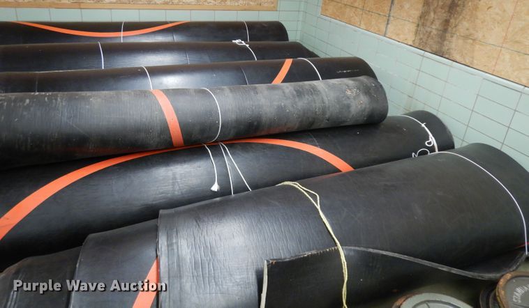 image for item EY9220 (6) wrestling mats