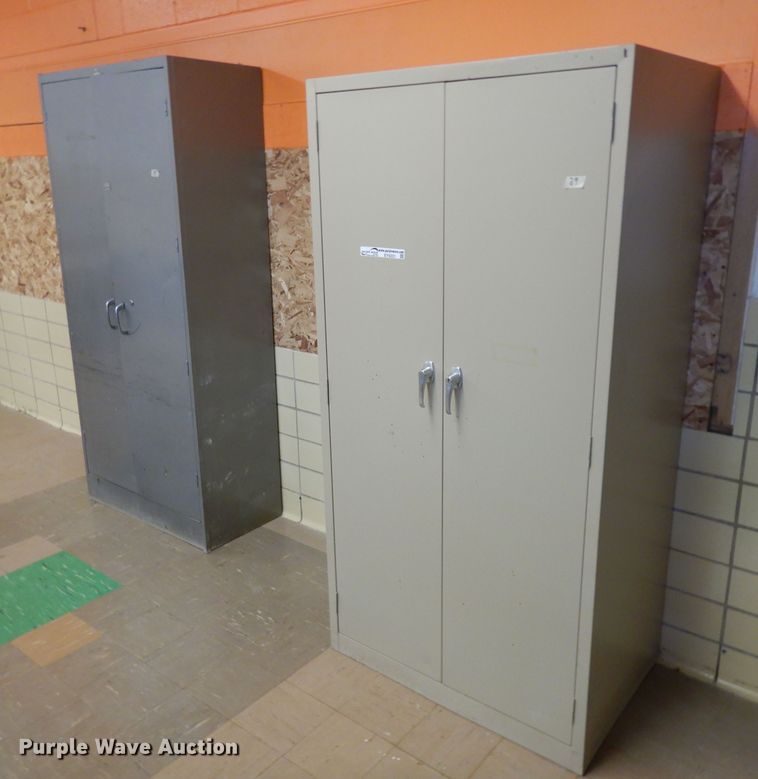 image for item EY9221 (2) metal cabinets