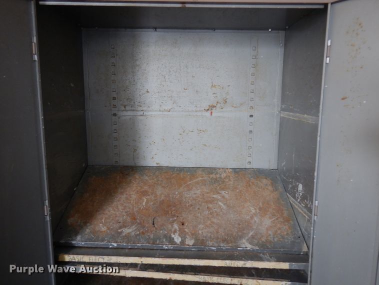 image for item EY9238 (3) steel cabinets