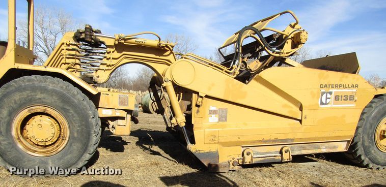 image for item GC9750 1983 Caterpillar 613B  elevating scraper