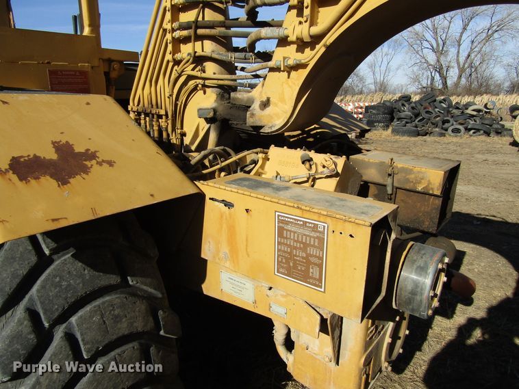 image for item GC9750 1983 Caterpillar 613B  elevating scraper