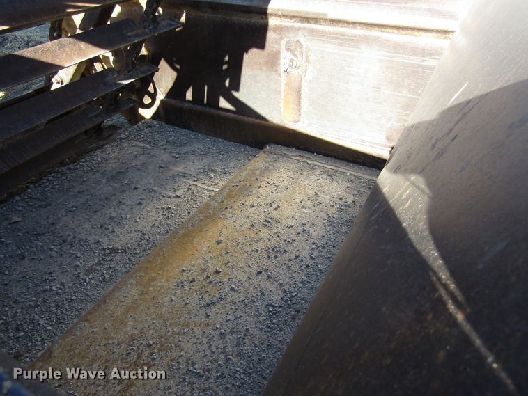 image for item GC9750 1983 Caterpillar 613B  elevating scraper