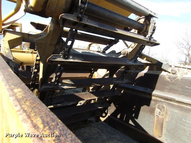 image for item GC9750 1983 Caterpillar 613B  elevating scraper