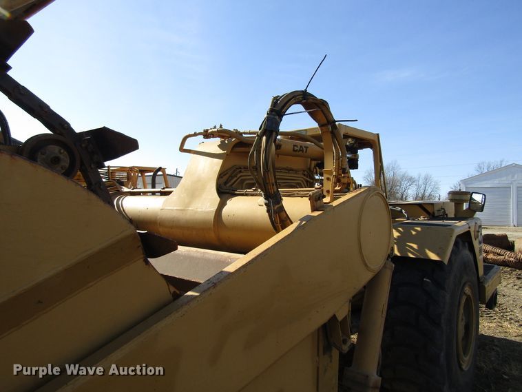 image for item GC9750 1983 Caterpillar 613B  elevating scraper