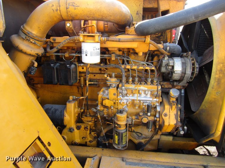 image for item GC9751 1979 John Deere 762  elevating scraper