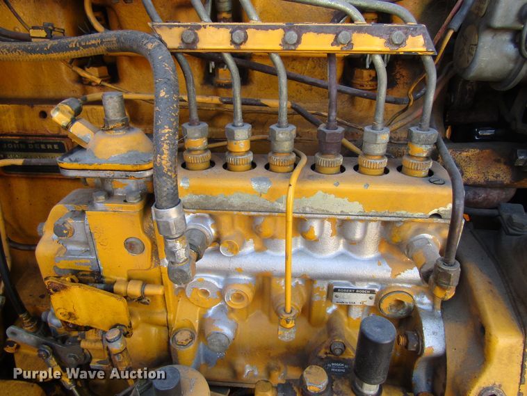 image for item GC9751 1979 John Deere 762  elevating scraper