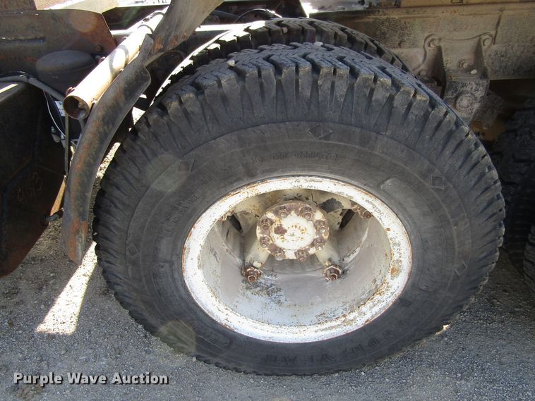 image for item GC9752 1977 International  semi truck with equipment trailer