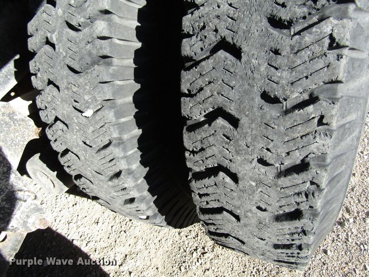 image for item GC9752 1977 International  semi truck with equipment trailer