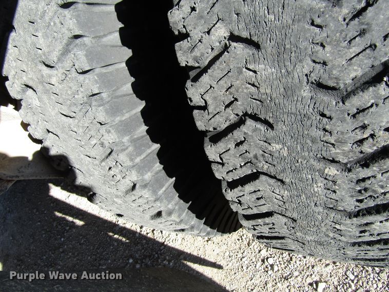 image for item GC9752 1977 International  semi truck with equipment trailer