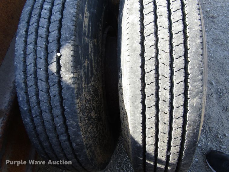 image for item GC9752 1977 International  semi truck with equipment trailer