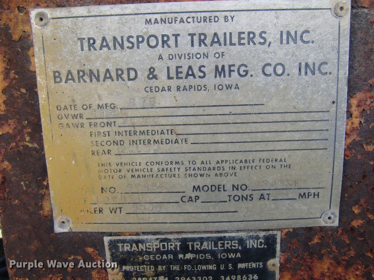 image for item GC9752 1977 International  semi truck with equipment trailer