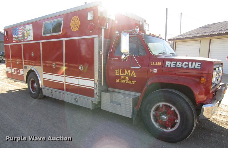 image for item GC9771 1983 GMC C6500  rescue truck