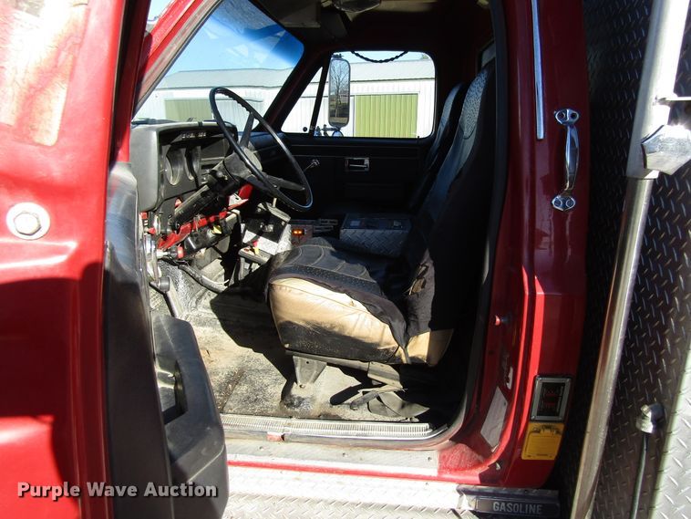 image for item GC9771 1983 GMC C6500  rescue truck