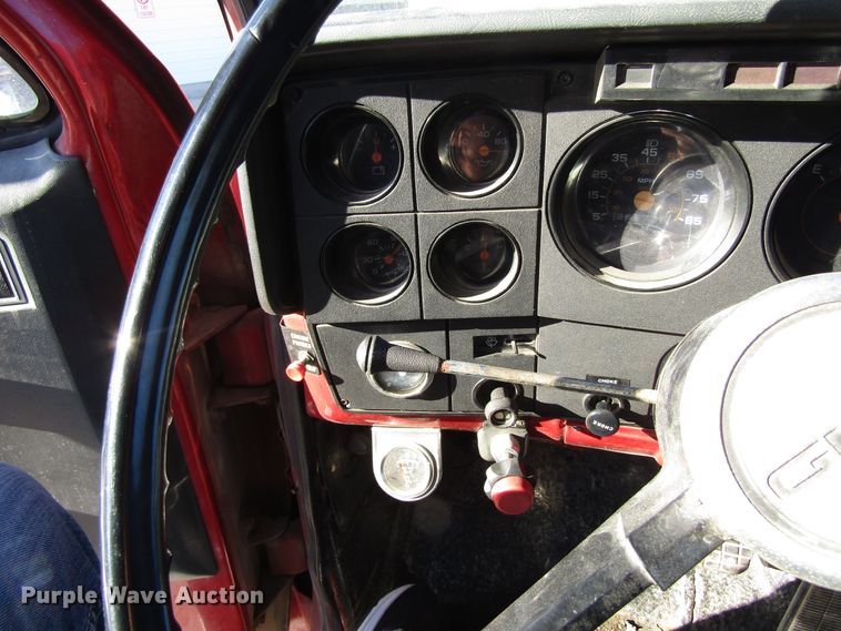 image for item GC9771 1983 GMC C6500  rescue truck