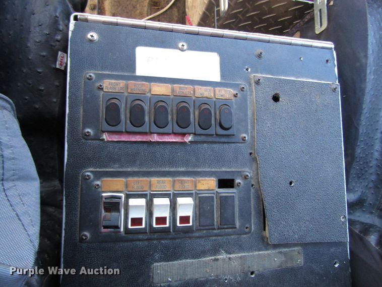 image for item GC9771 1983 GMC C6500  rescue truck