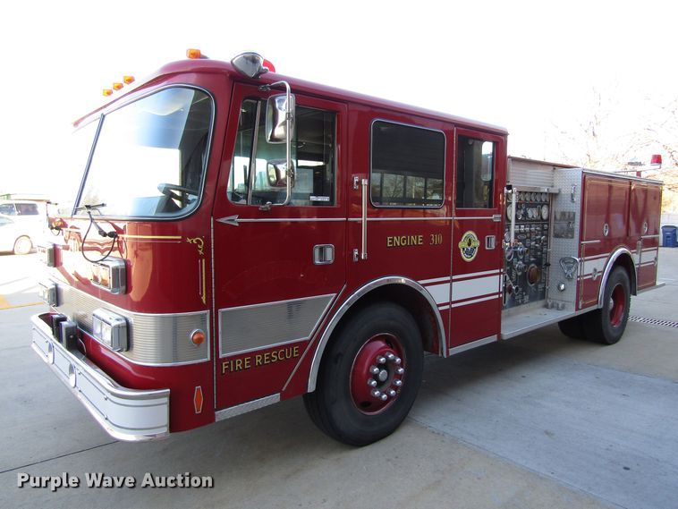 image for item GC9773 1986 Pierce 6V92T  pumper fire truck