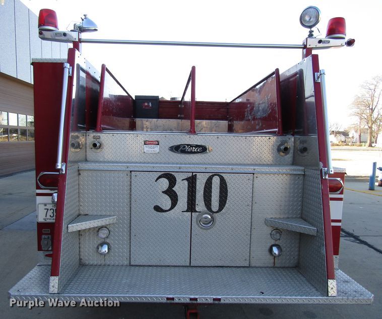 image for item GC9773 1986 Pierce 6V92T  pumper fire truck